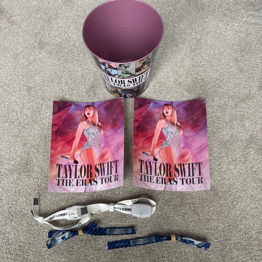 Taylor Swift The Eras Tour Memorabilia Set - includes wristbands London N3